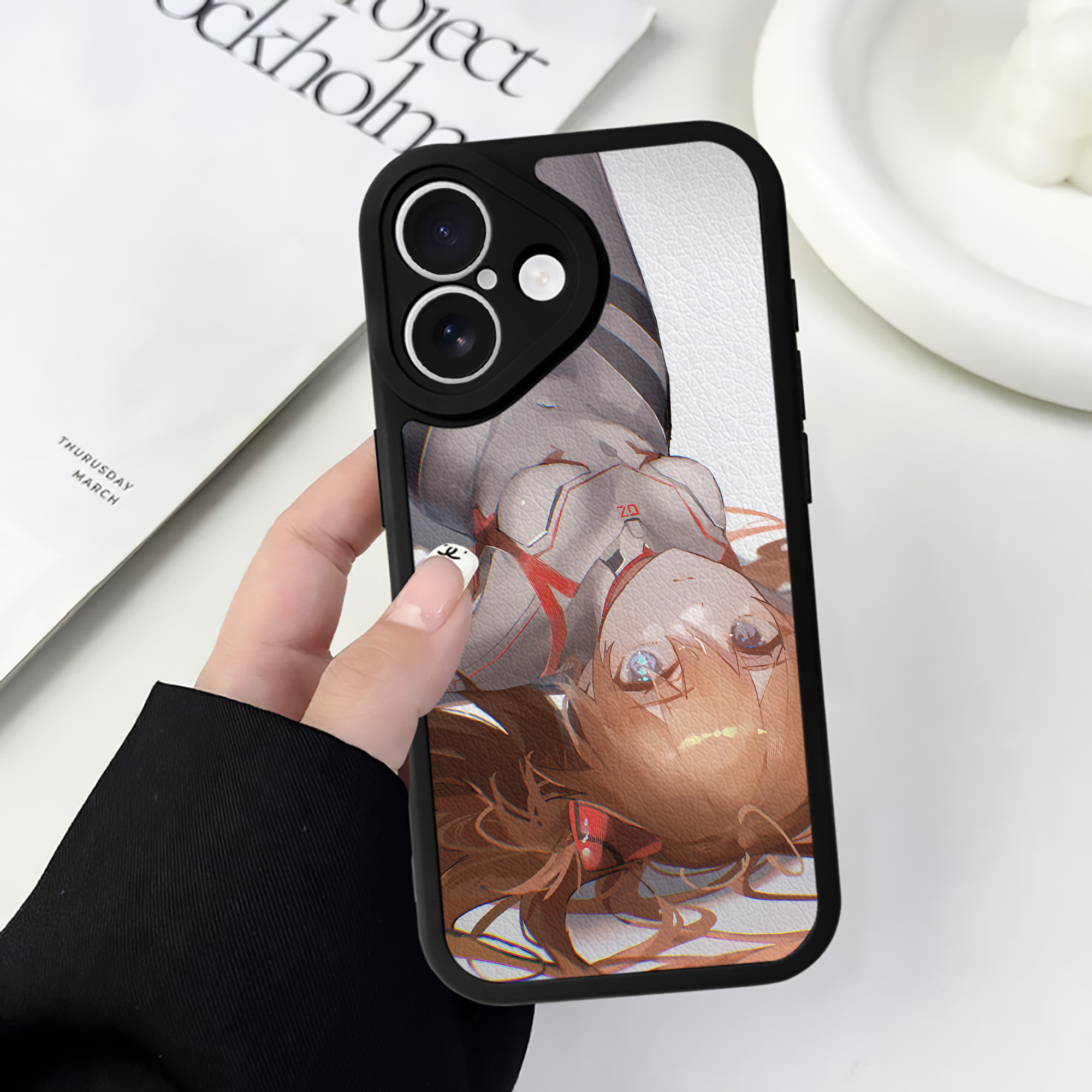 （画像用） EVA 新世紀エヴァンゲリオン 【iPhone 16シリーズ対応】シリコンスマホケース（レザー調） 材質：シリコン